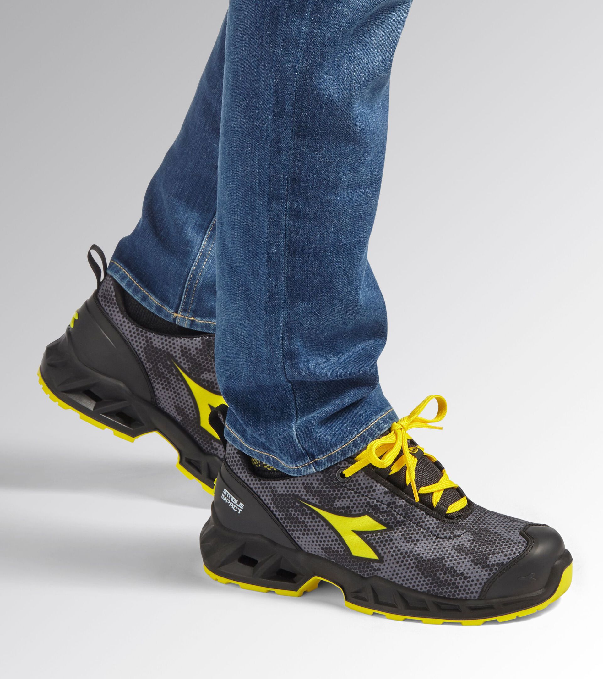 SHARK STABLE IMPACT LOW S3 NERO/GRIGIO