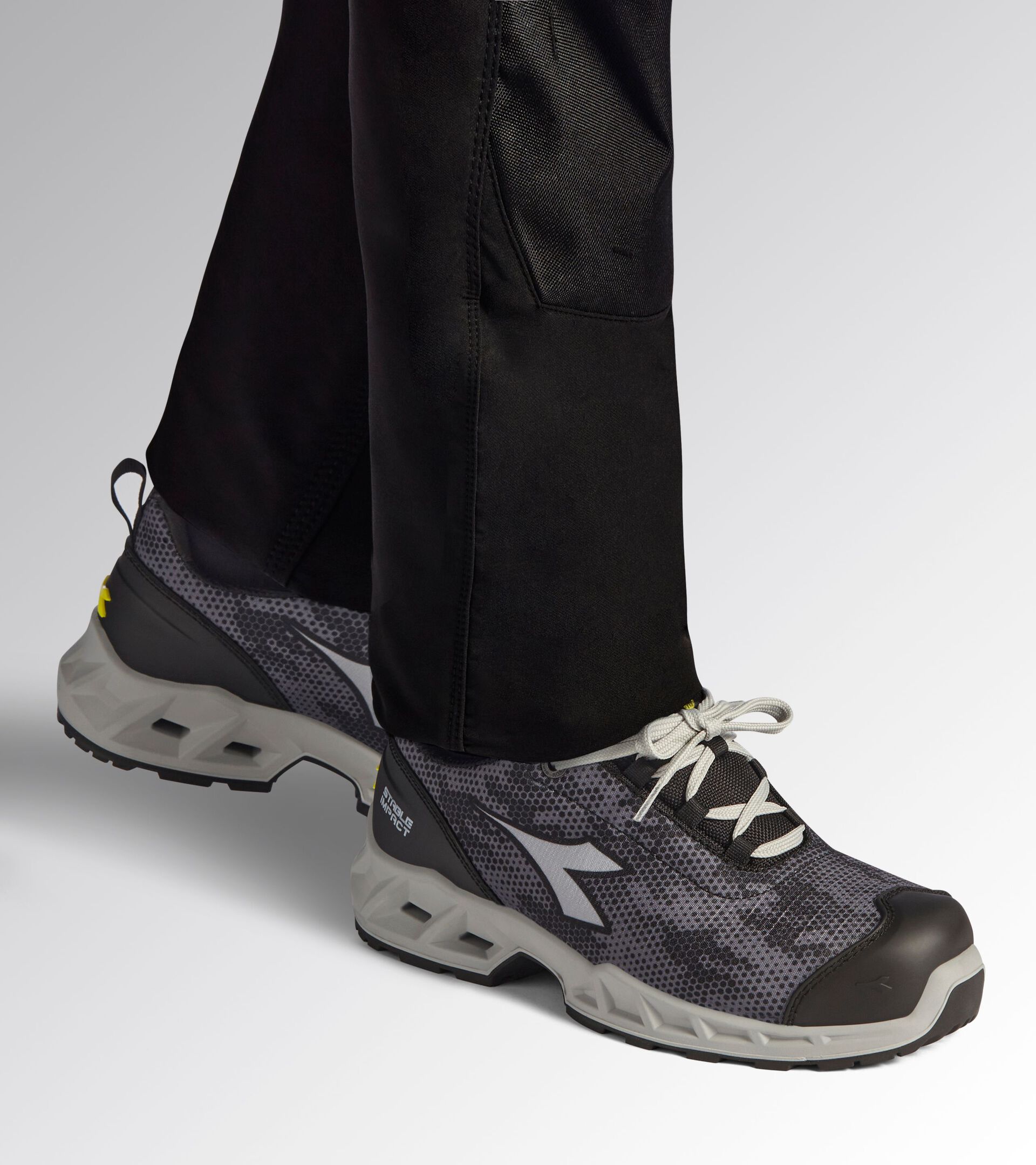 SHARK STABLE IMPACT LOW S1P GRIGIO-NERO