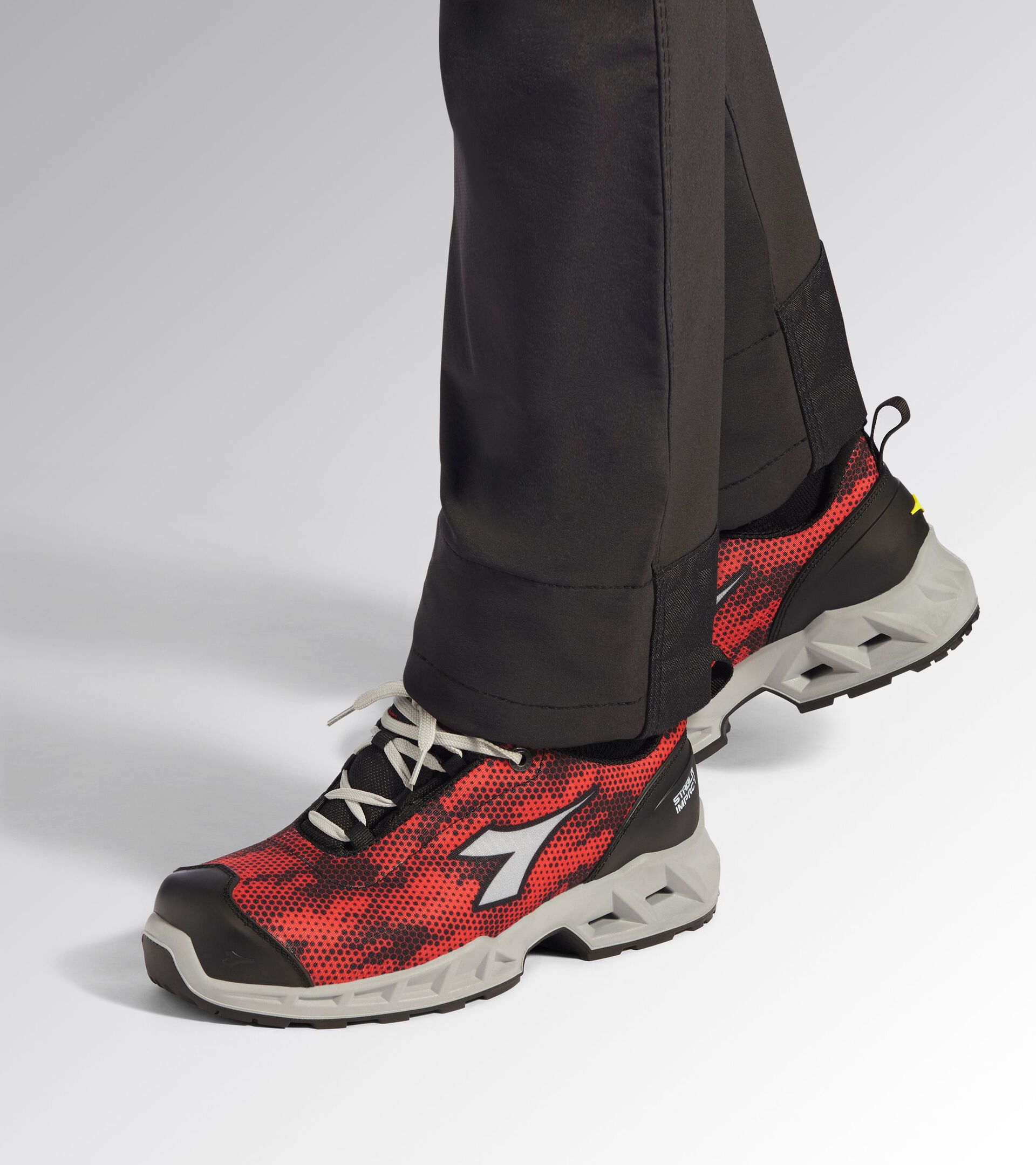 SHARK STABLE IMPACT LOW S1P GRIGIO-ROSSO